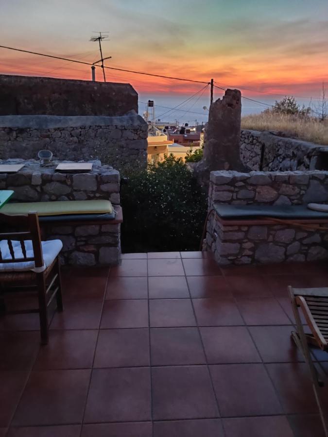 Traditional Stone House In Chios Quios Exterior foto